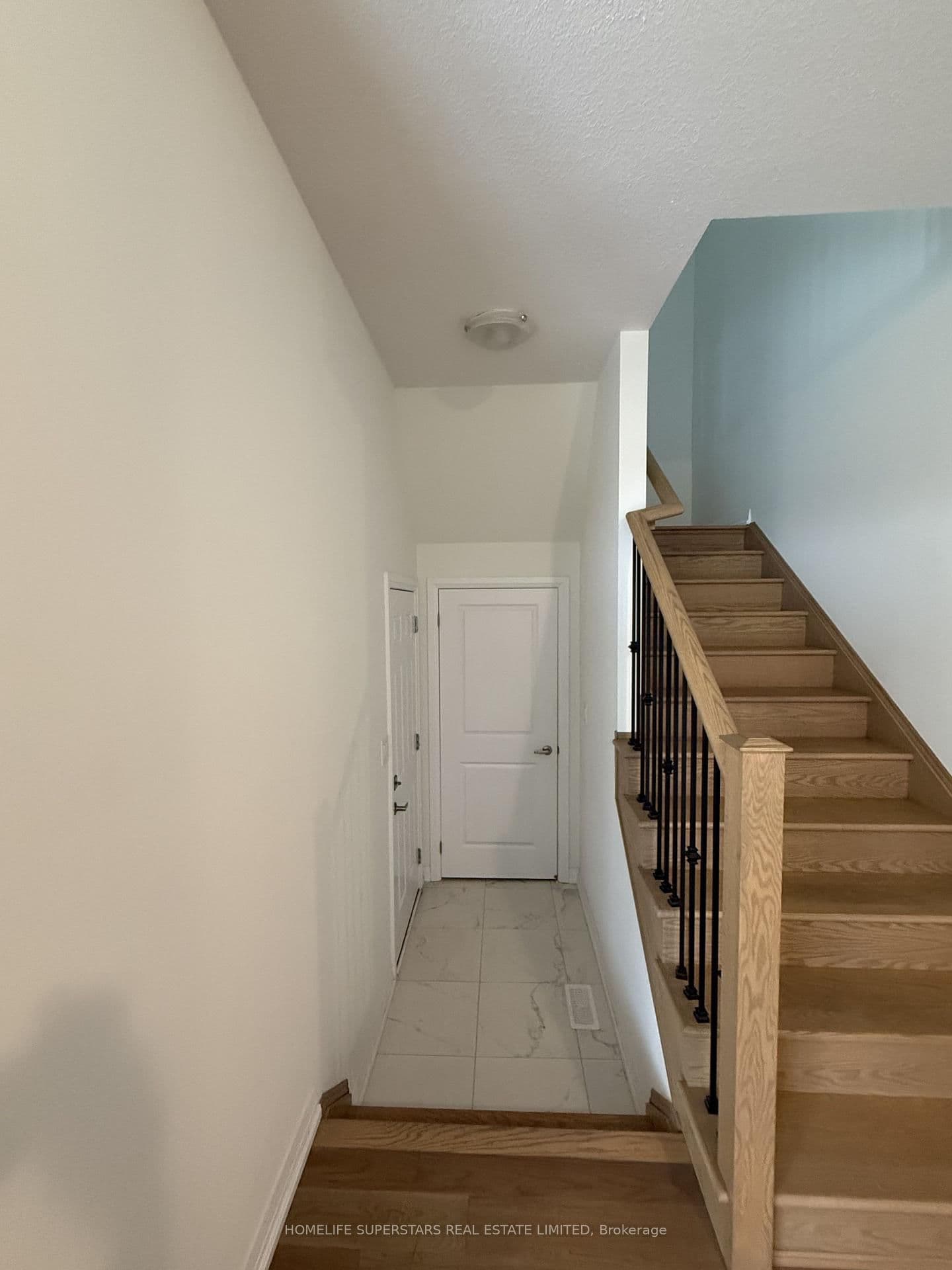 2 Stanley Avenue thumbnail 27