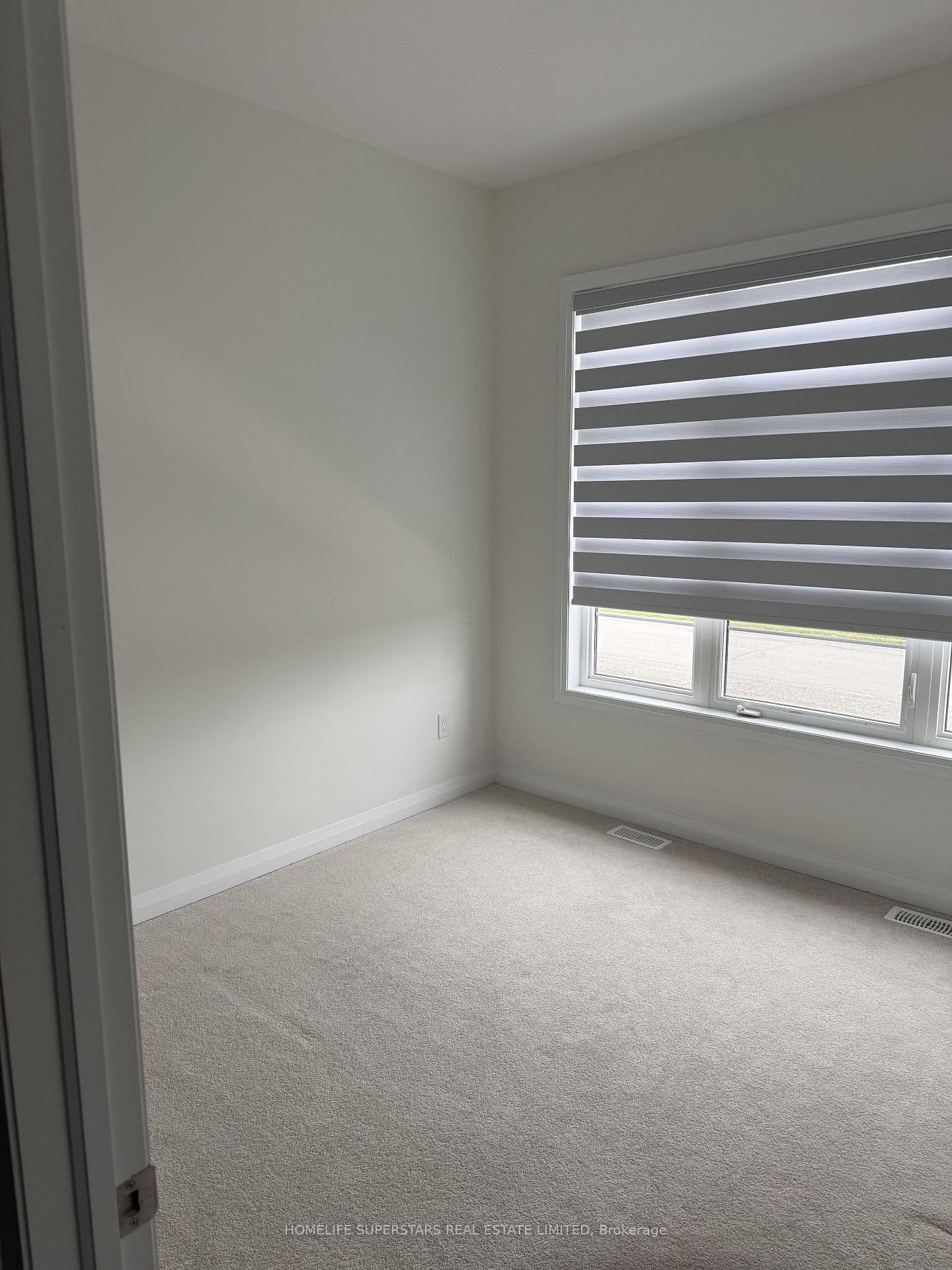 2 Stanley Avenue thumbnail 9
