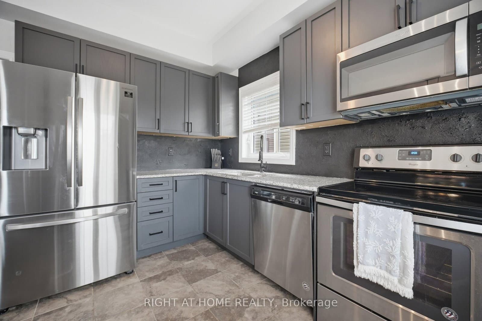88 Decorso Drive, Unit 73 thumbnail 7