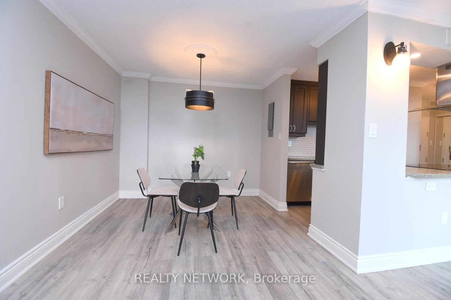222 Jackson Street W, Unit 702 thumbnail 10