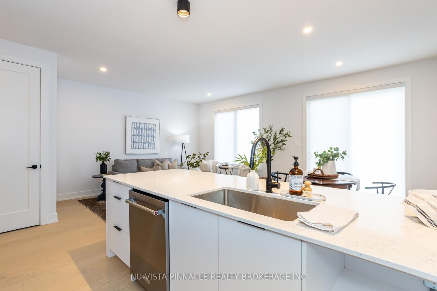 1175 Riverbend Road, Unit 16 thumbnail 11