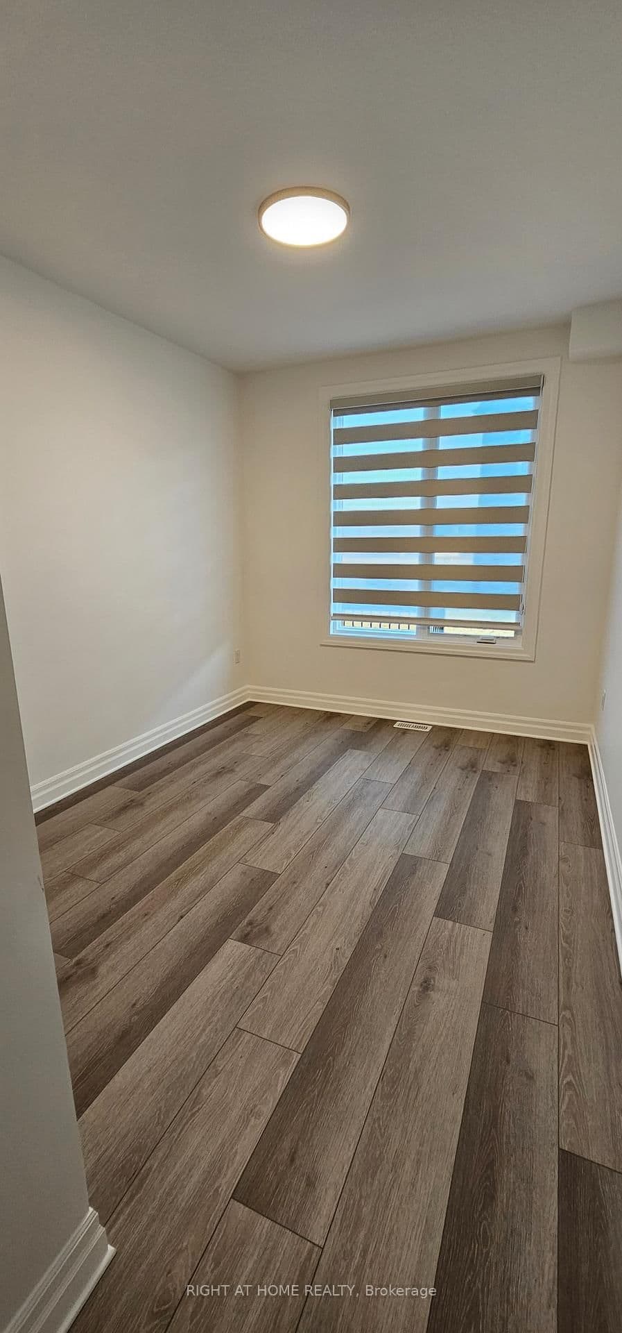 7499 Marvel Drive, Unit Main thumbnail 7
