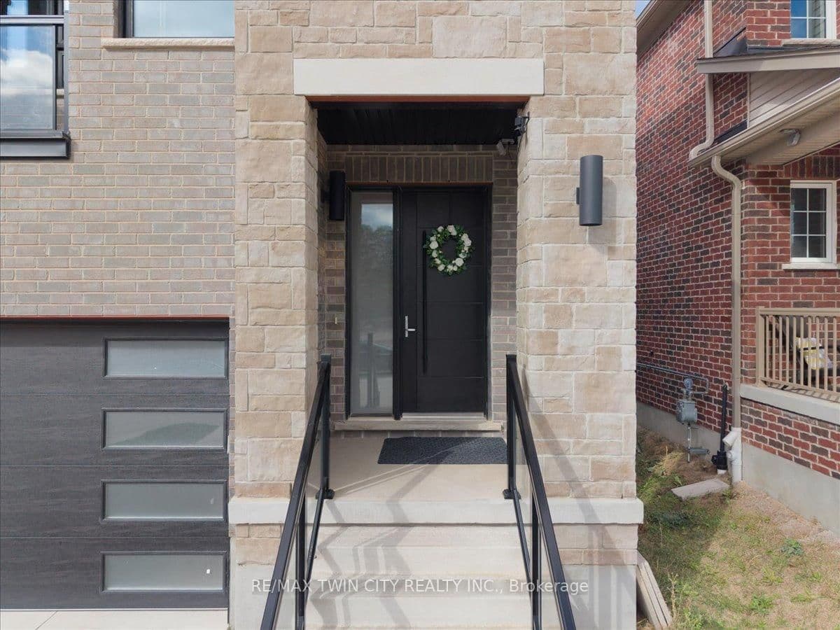 657 Benninger Drive thumbnail 2