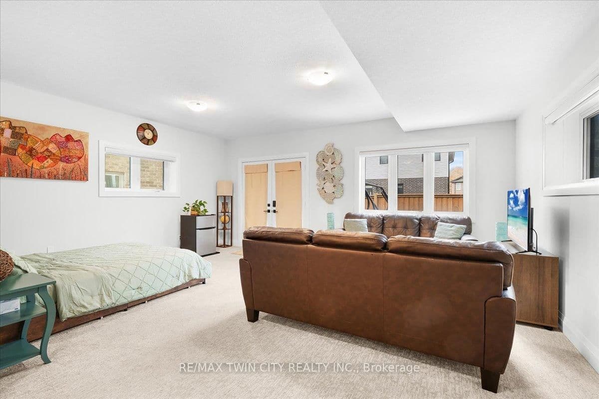 657 Benninger Drive thumbnail 37