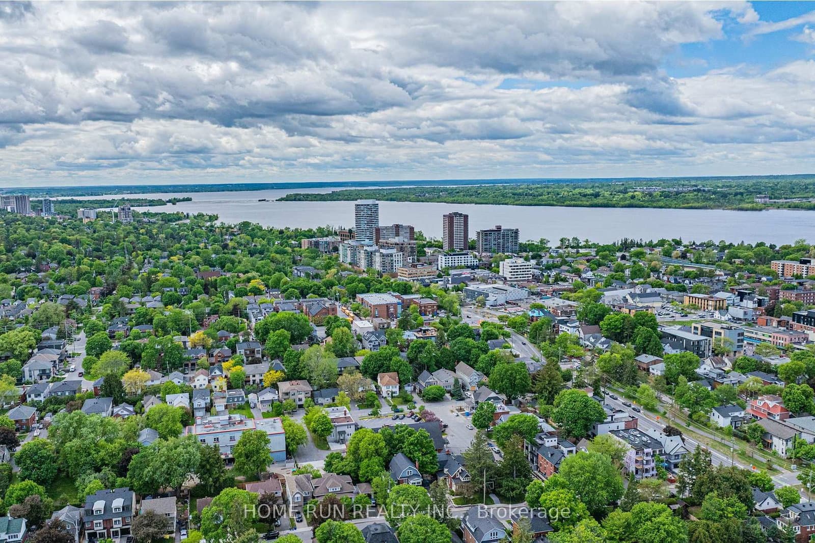 395 RICHMOND Road thumbnail 40