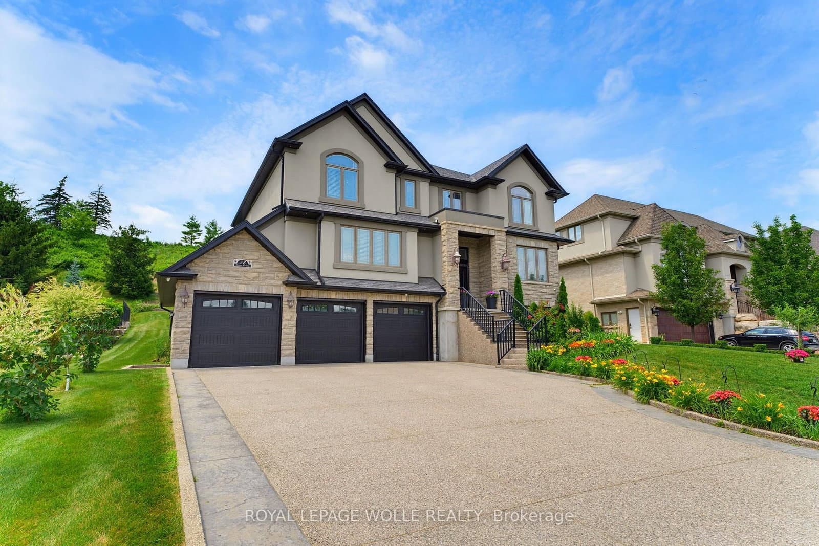 38 River Valley Drive thumbnail 6