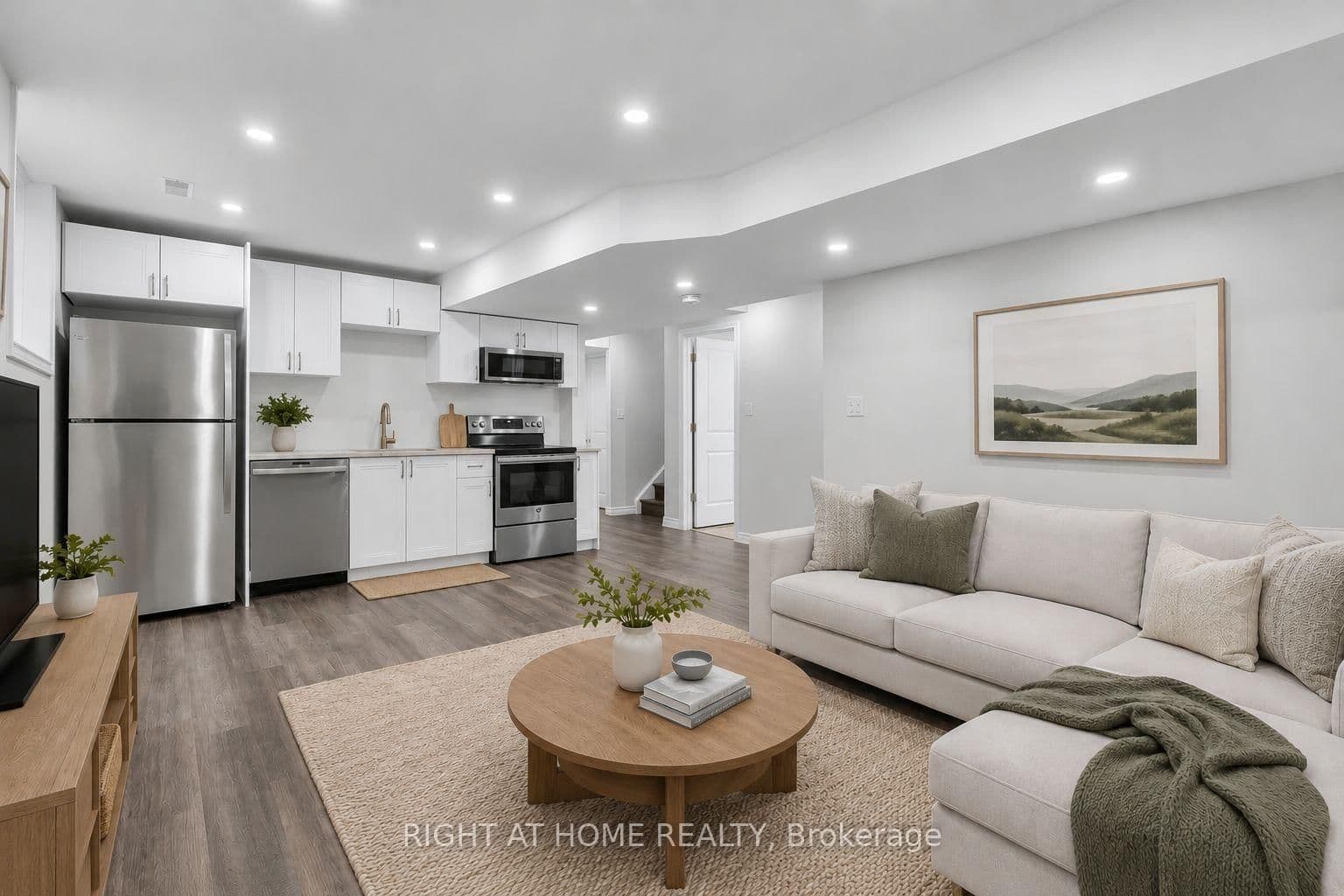 321 Carriage Way thumbnail 40