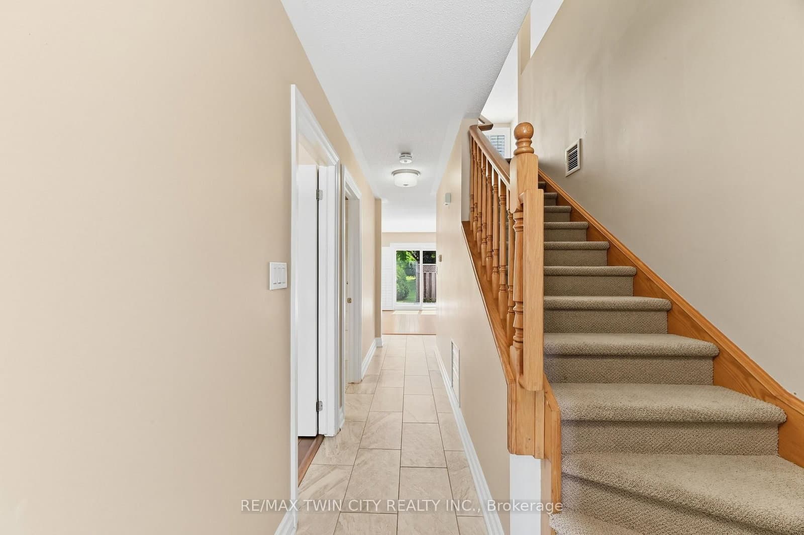 29 Archdeacon Clark Trail thumbnail 7
