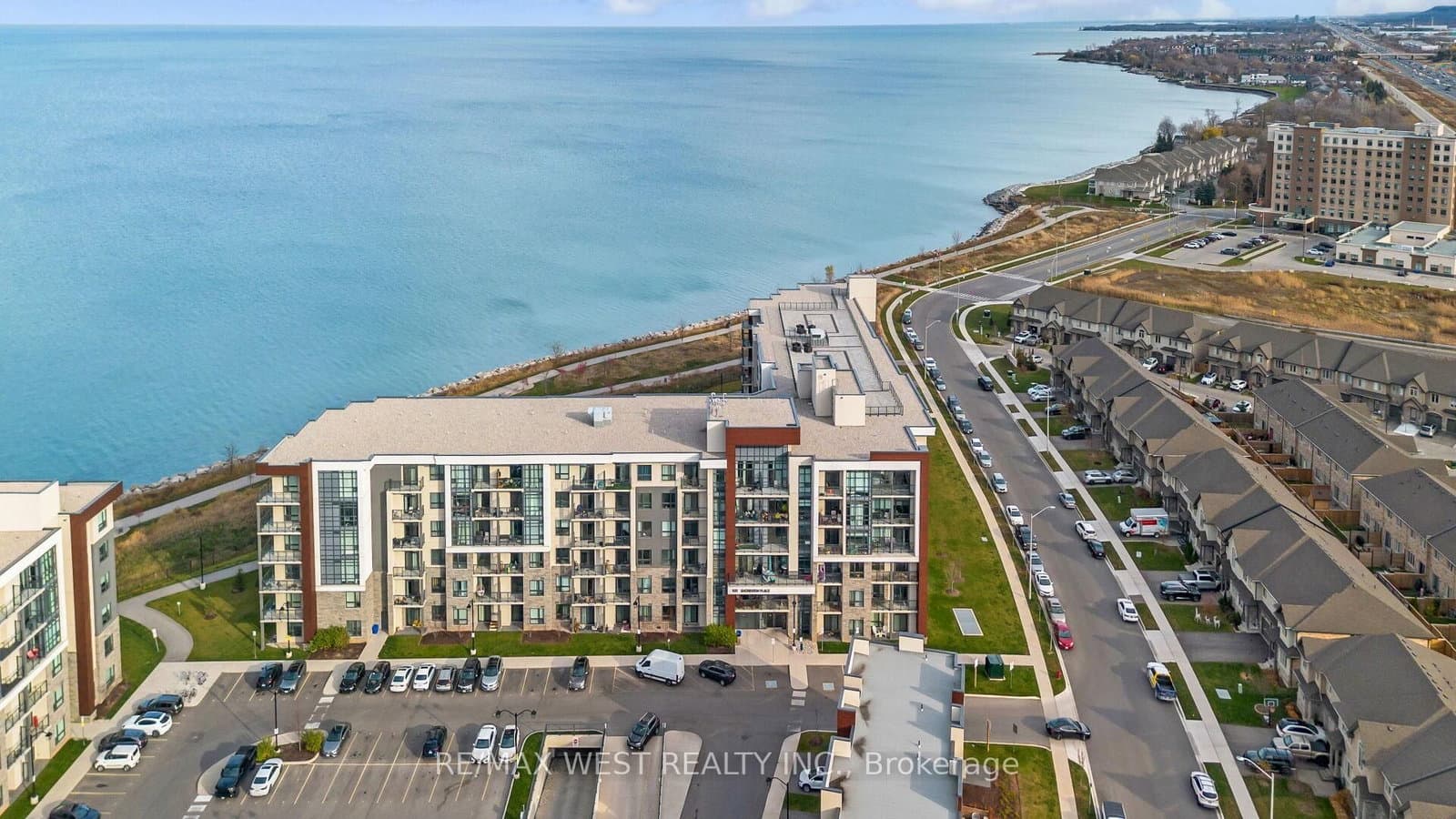 #131 - 101 Shoreview Place