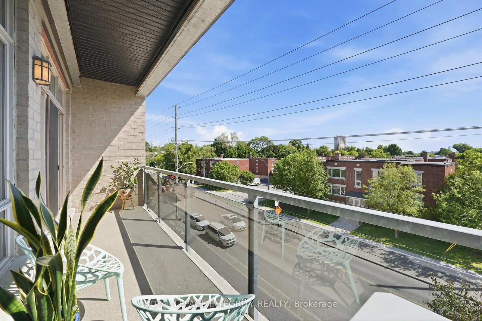 682 Churchill Avenue N, Unit 310 thumbnail 28