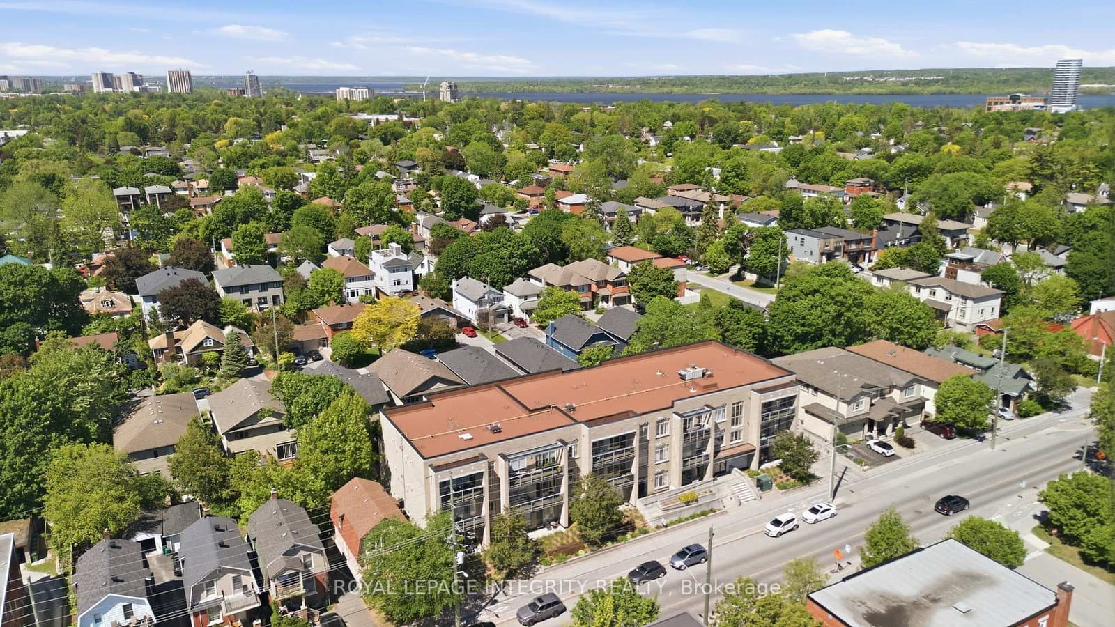 682 Churchill Avenue N, Unit 310 thumbnail 3