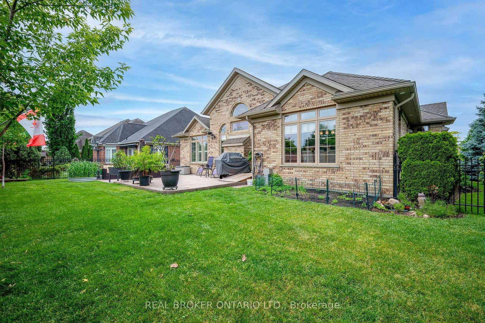114 Pennsylvania Crescent thumbnail 31