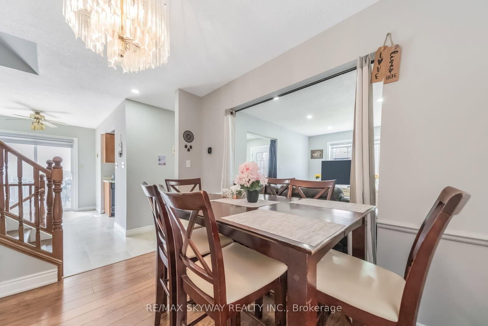 42 Newbury Drive thumbnail 14
