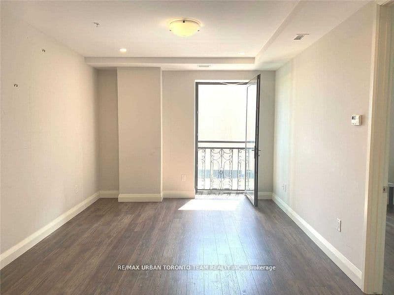 118 King Street E, Unit 621 thumbnail 14