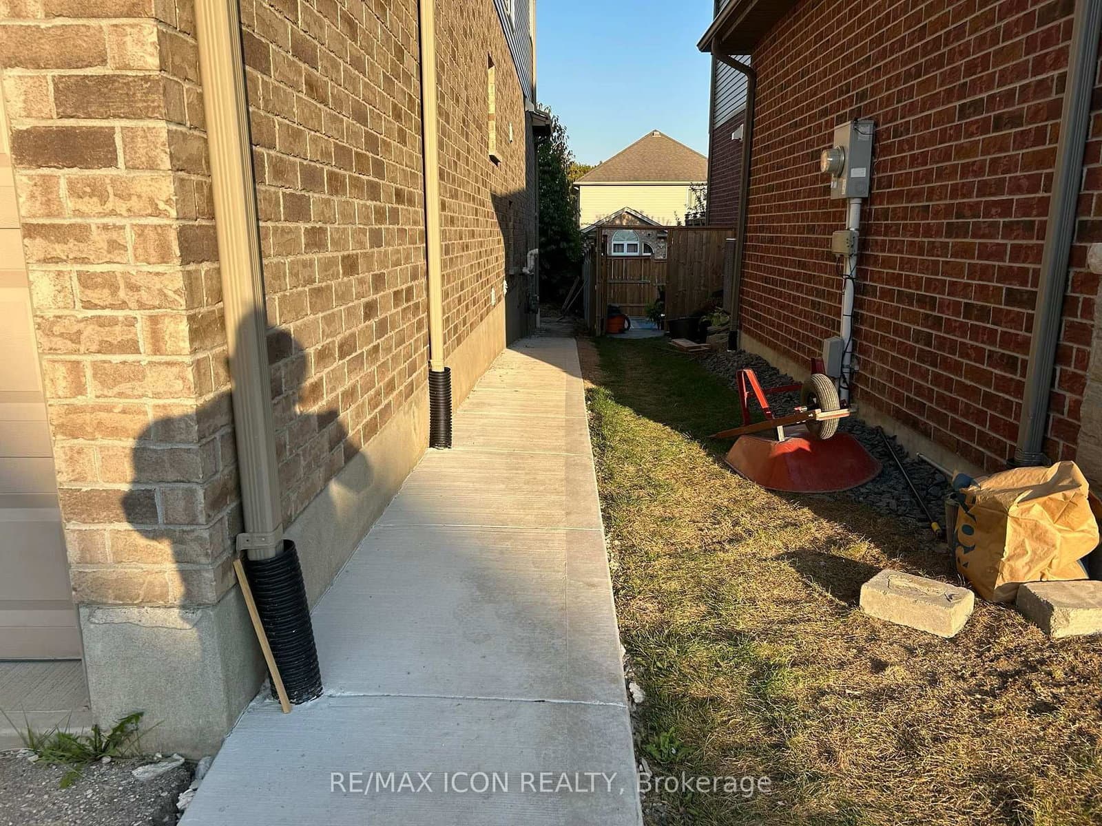 846 Kettleridge Street, Unit Basement Unit thumbnail 3