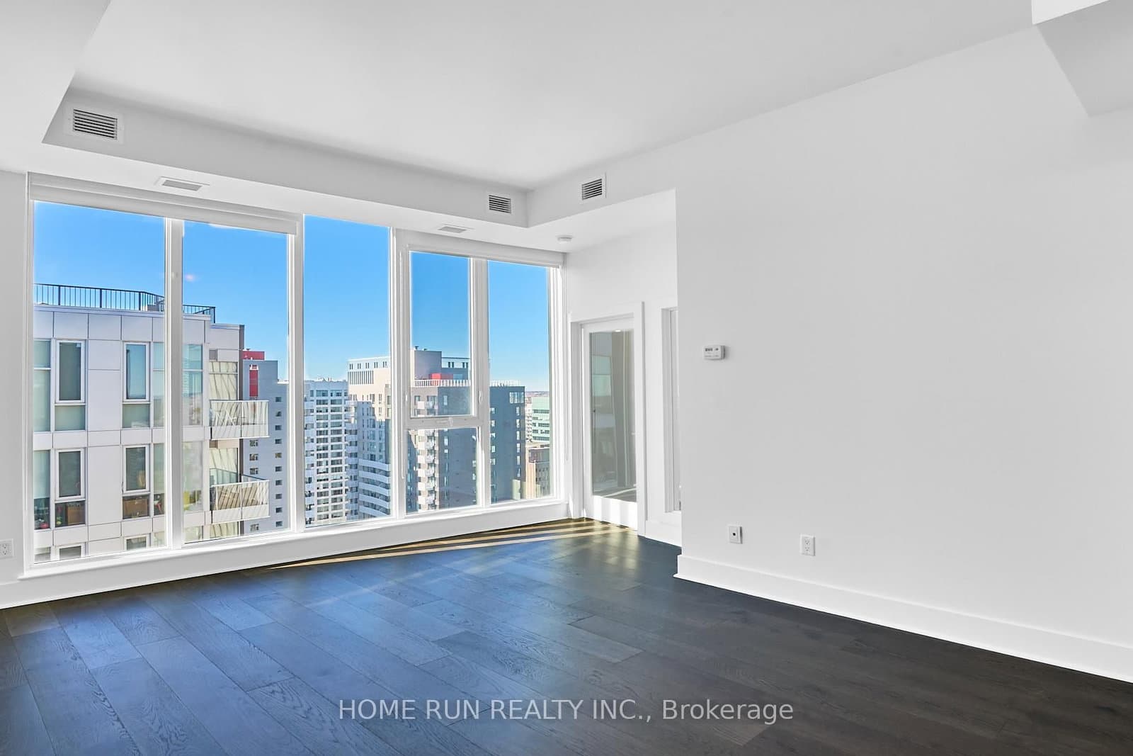 40 Nepean Street, Unit 2703 thumbnail 10
