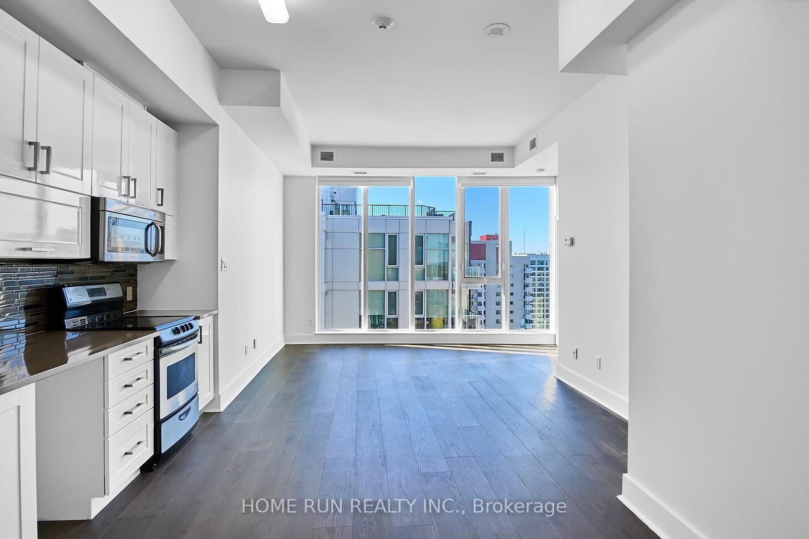 40 Nepean Street, Unit 2703 thumbnail 6