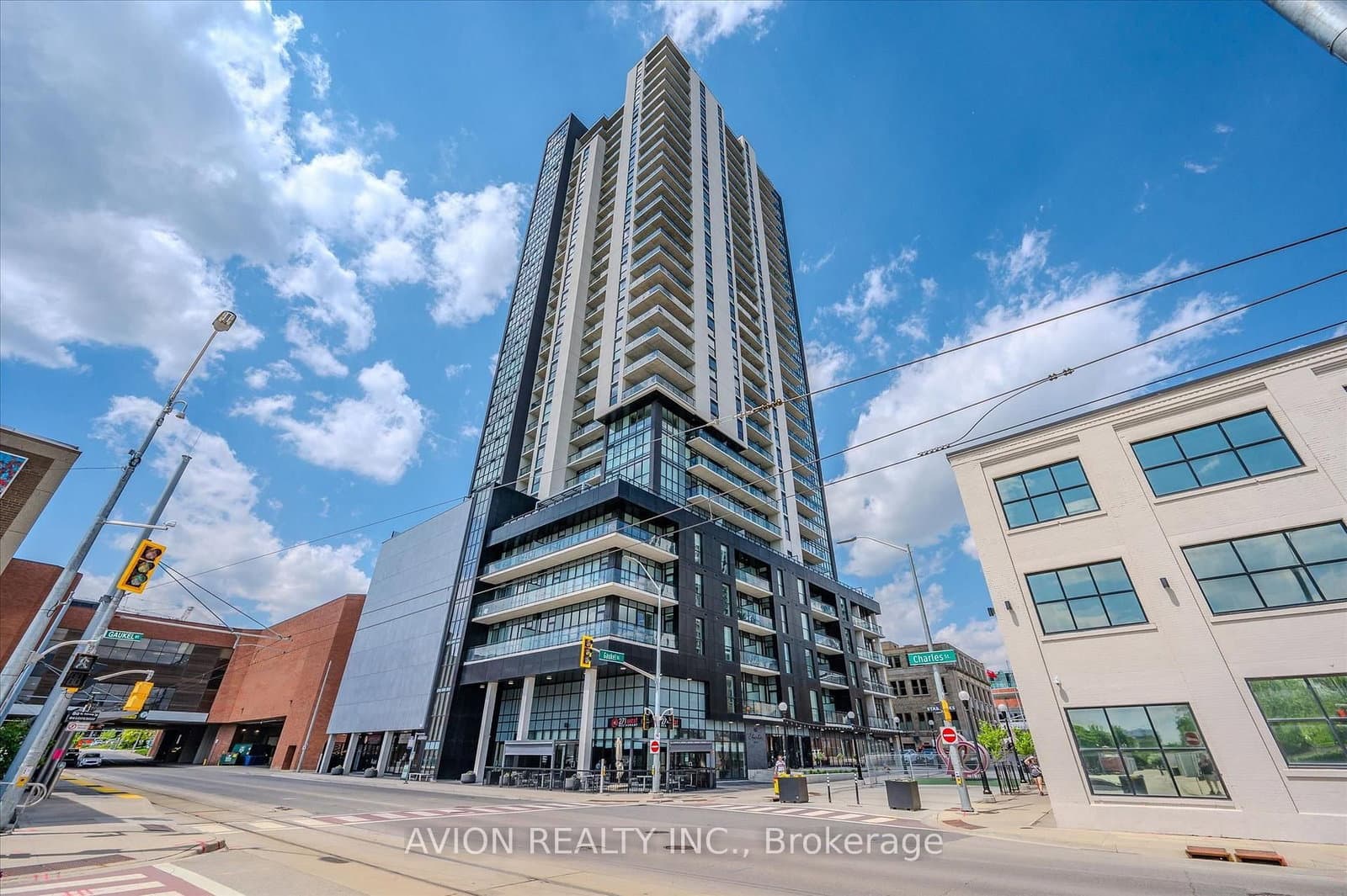 60 charles Street W, Unit 1602 thumbnail 2