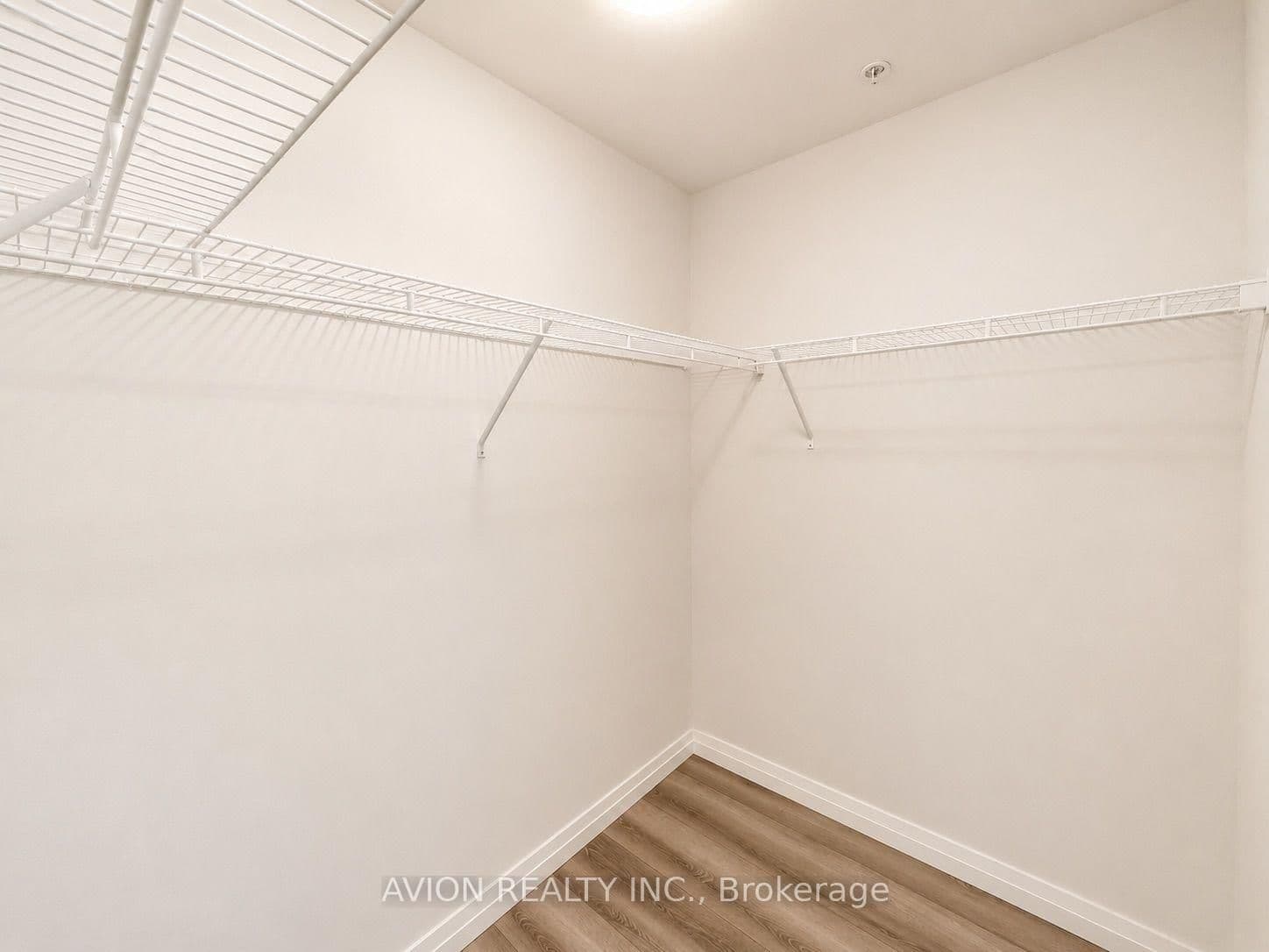 60 charles Street W, Unit 1602 thumbnail 26