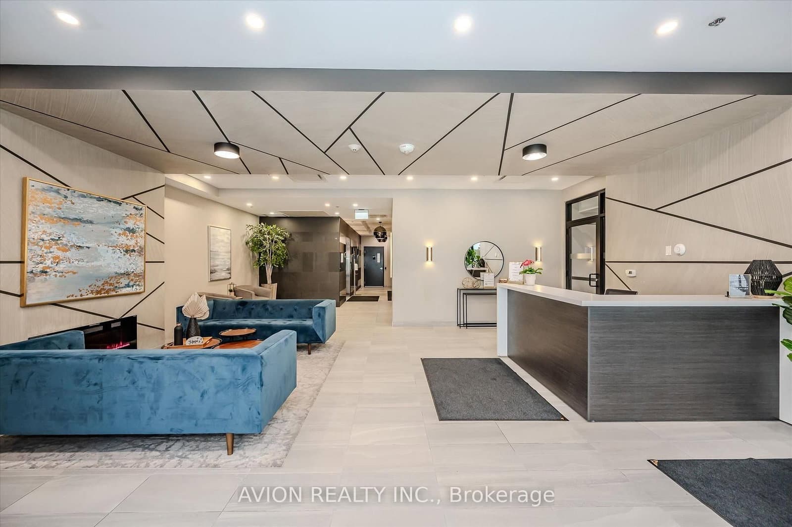 60 charles Street W, Unit 1602 thumbnail 4