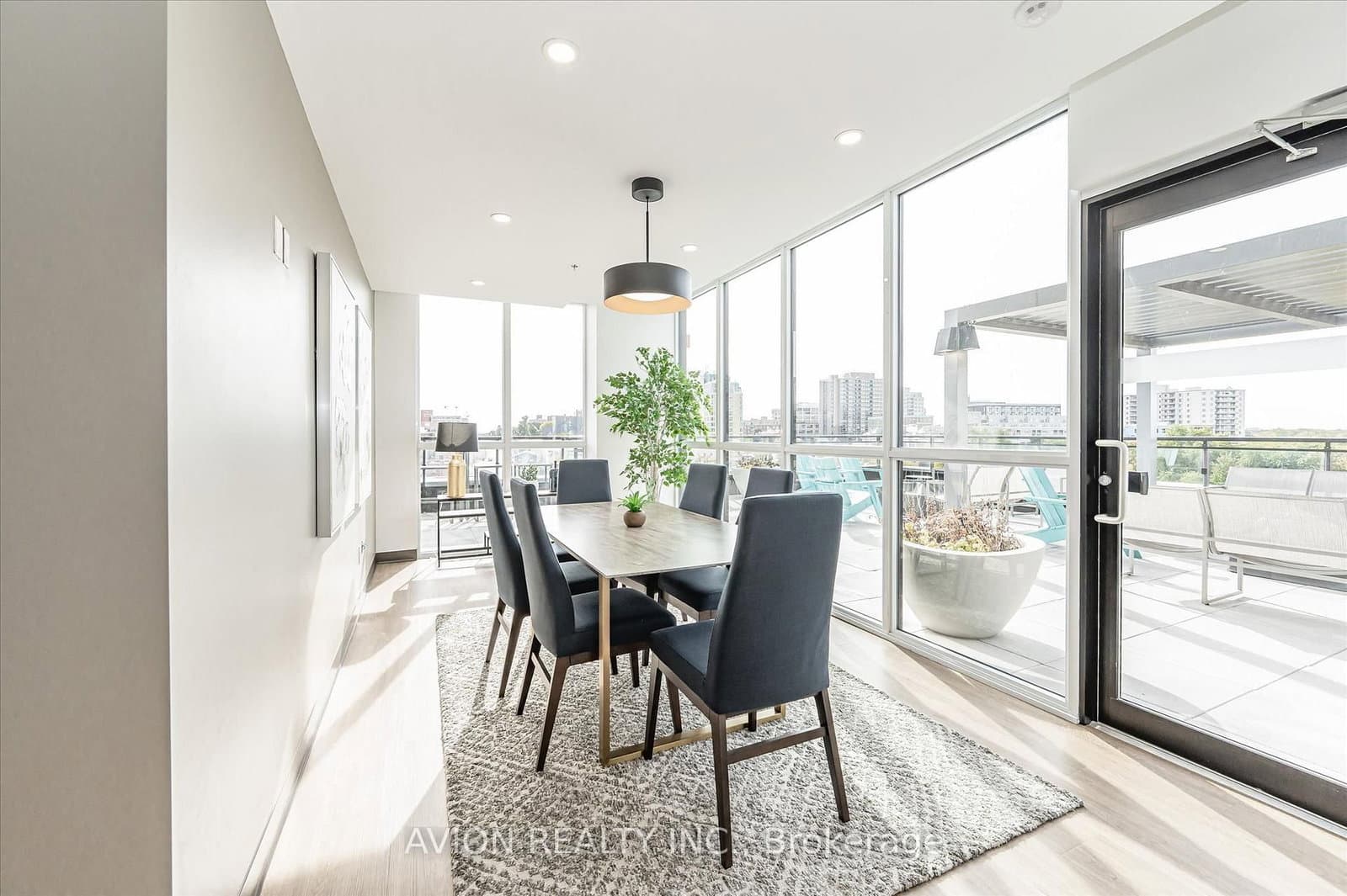 60 charles Street W, Unit 1602 thumbnail 44
