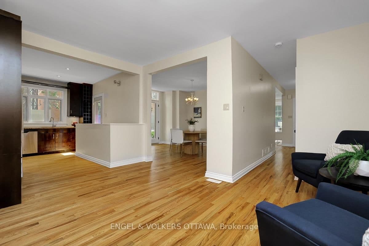 50 Charles Street thumbnail 11