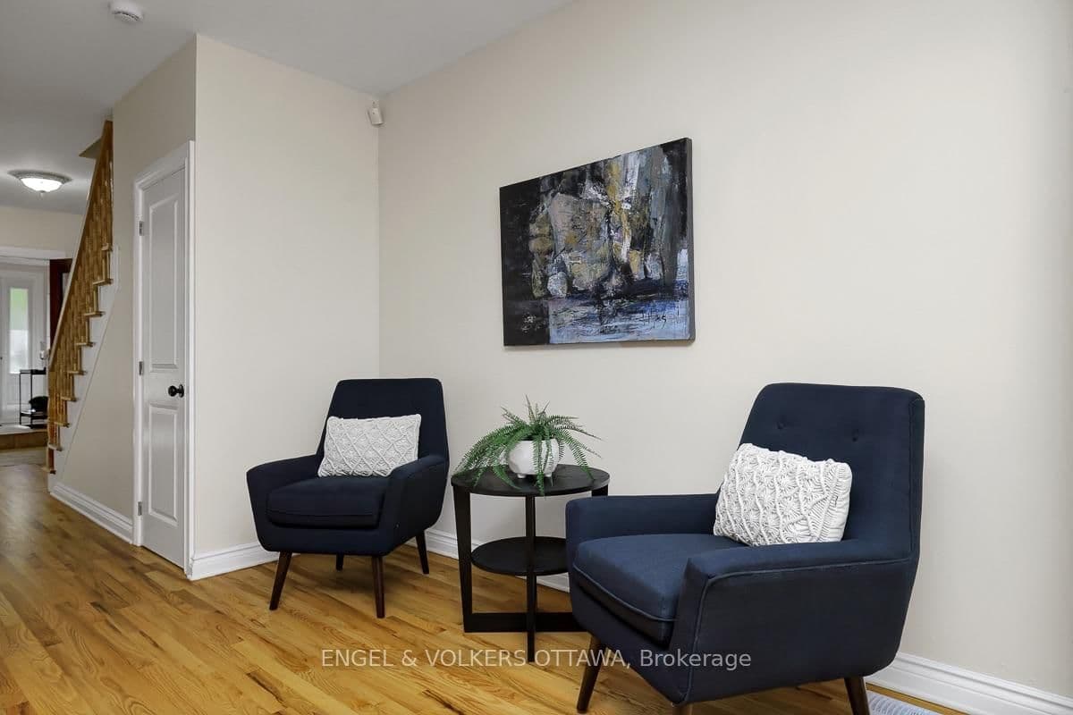 50 Charles Street thumbnail 12
