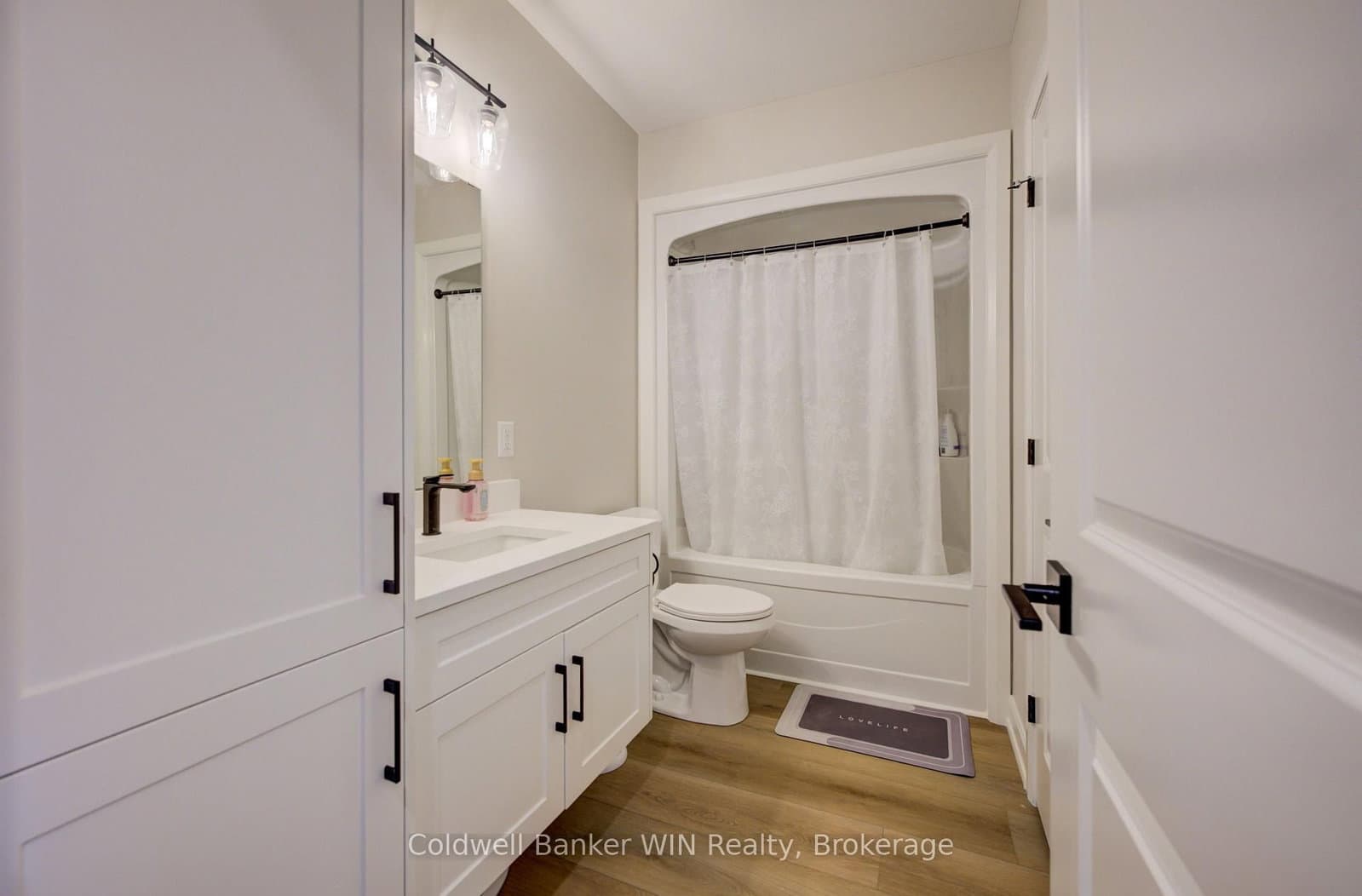 440 Wellington Street E, Unit 3 thumbnail 18
