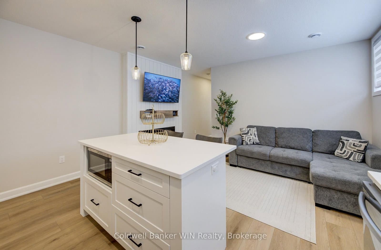 440 Wellington Street E, Unit 3 thumbnail 7