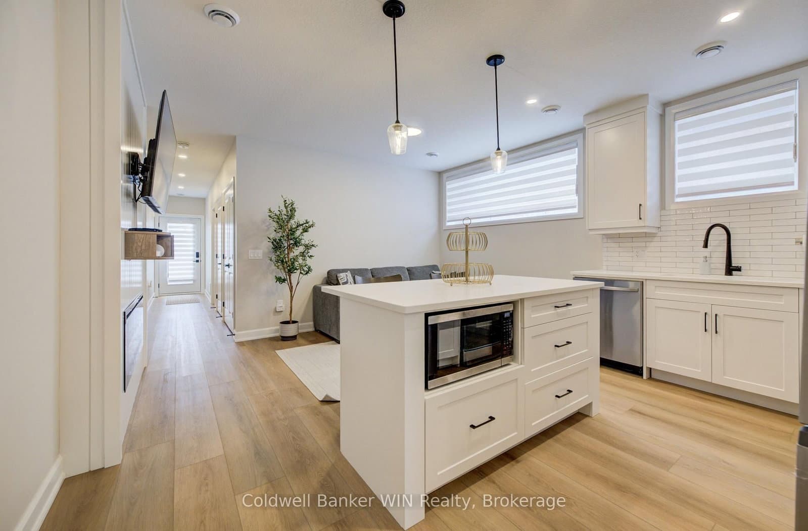 440 Wellington Street E, Unit 3 thumbnail 9