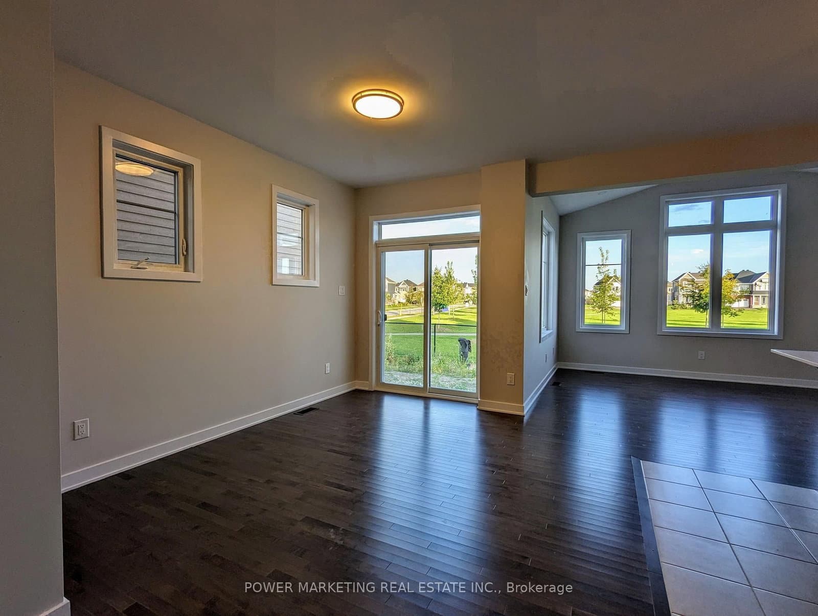 129 Hackamore Crescent thumbnail 12