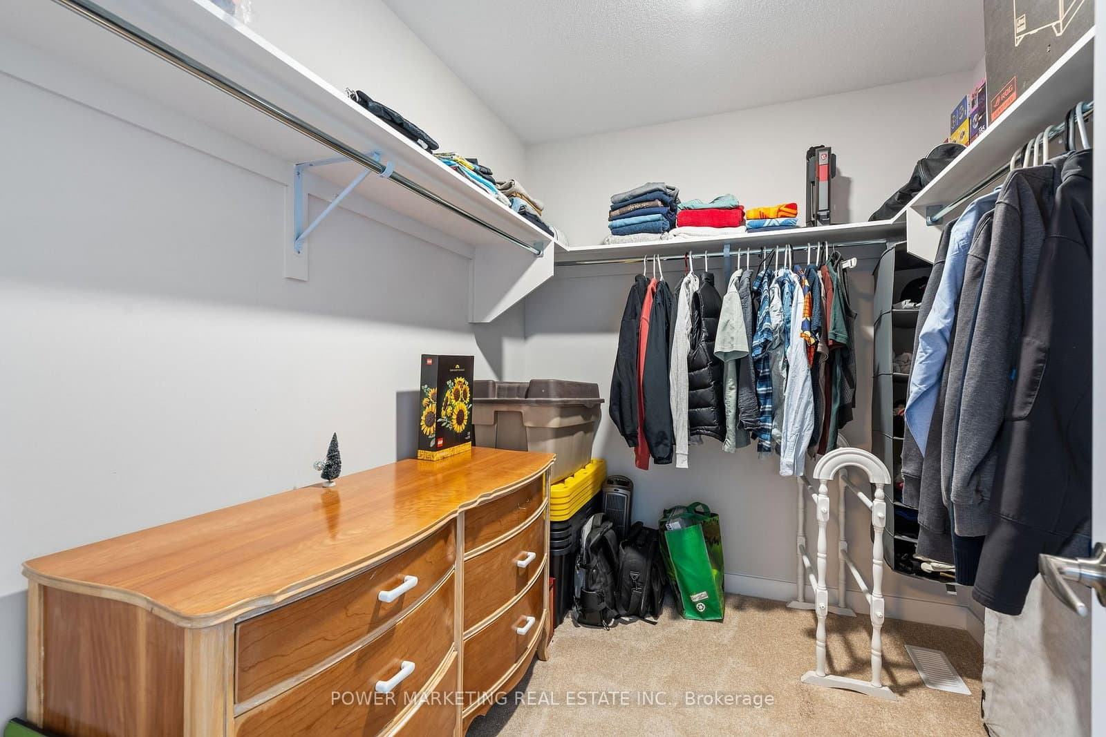 129 Hackamore Crescent thumbnail 23