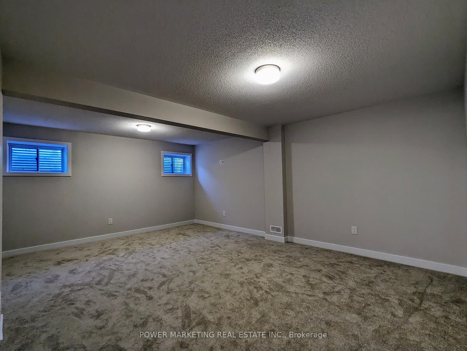 129 Hackamore Crescent thumbnail 30