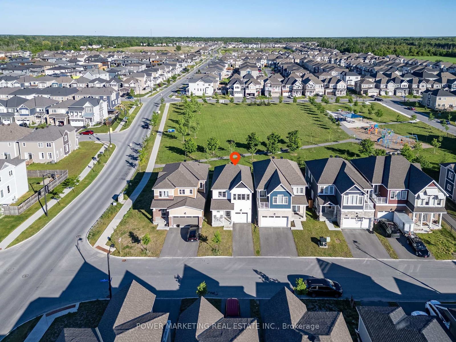 129 Hackamore Crescent thumbnail 34