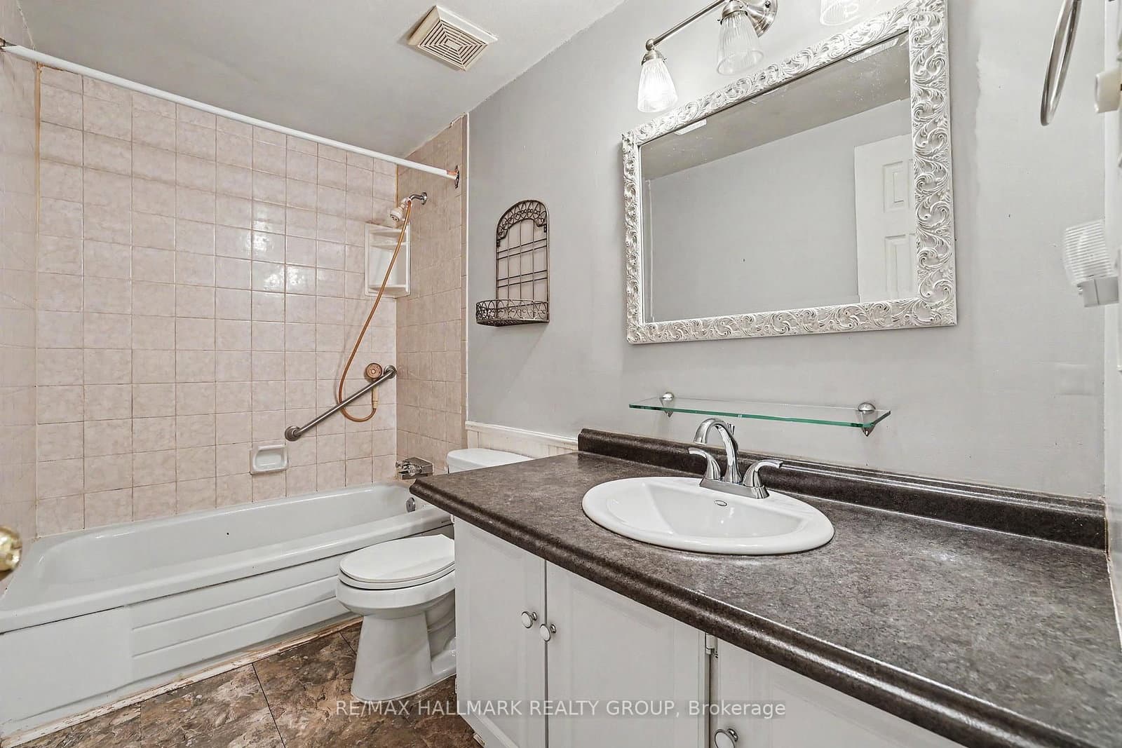 277 Pickford Drive thumbnail 14