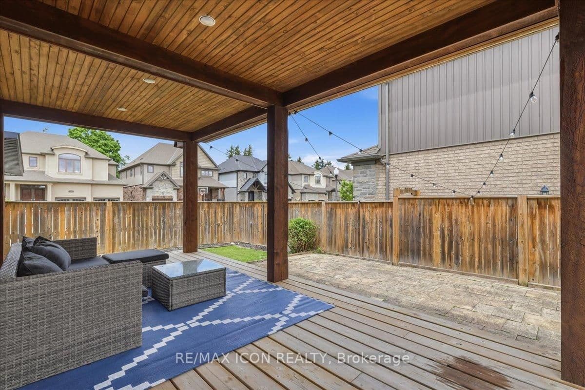 275 Falconridge Drive thumbnail 42