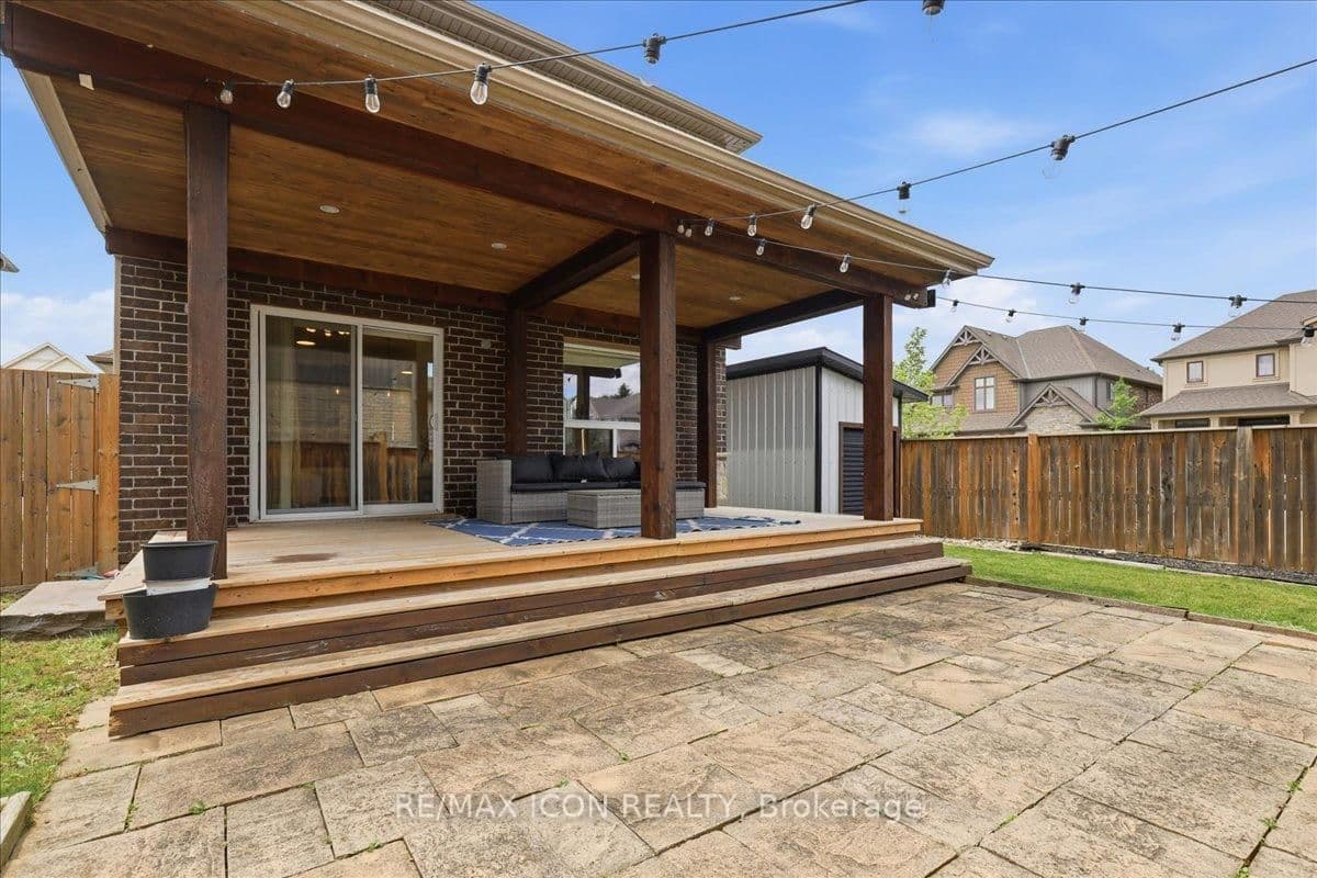 275 Falconridge Drive thumbnail 44