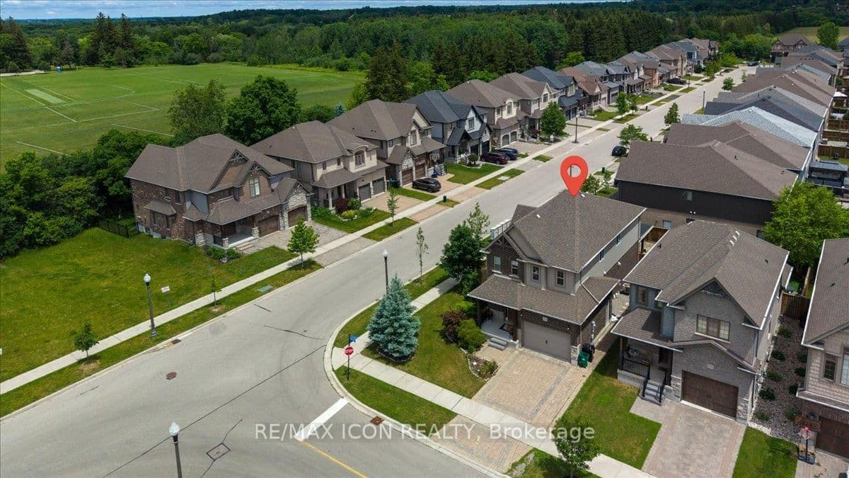 275 Falconridge Drive thumbnail 47