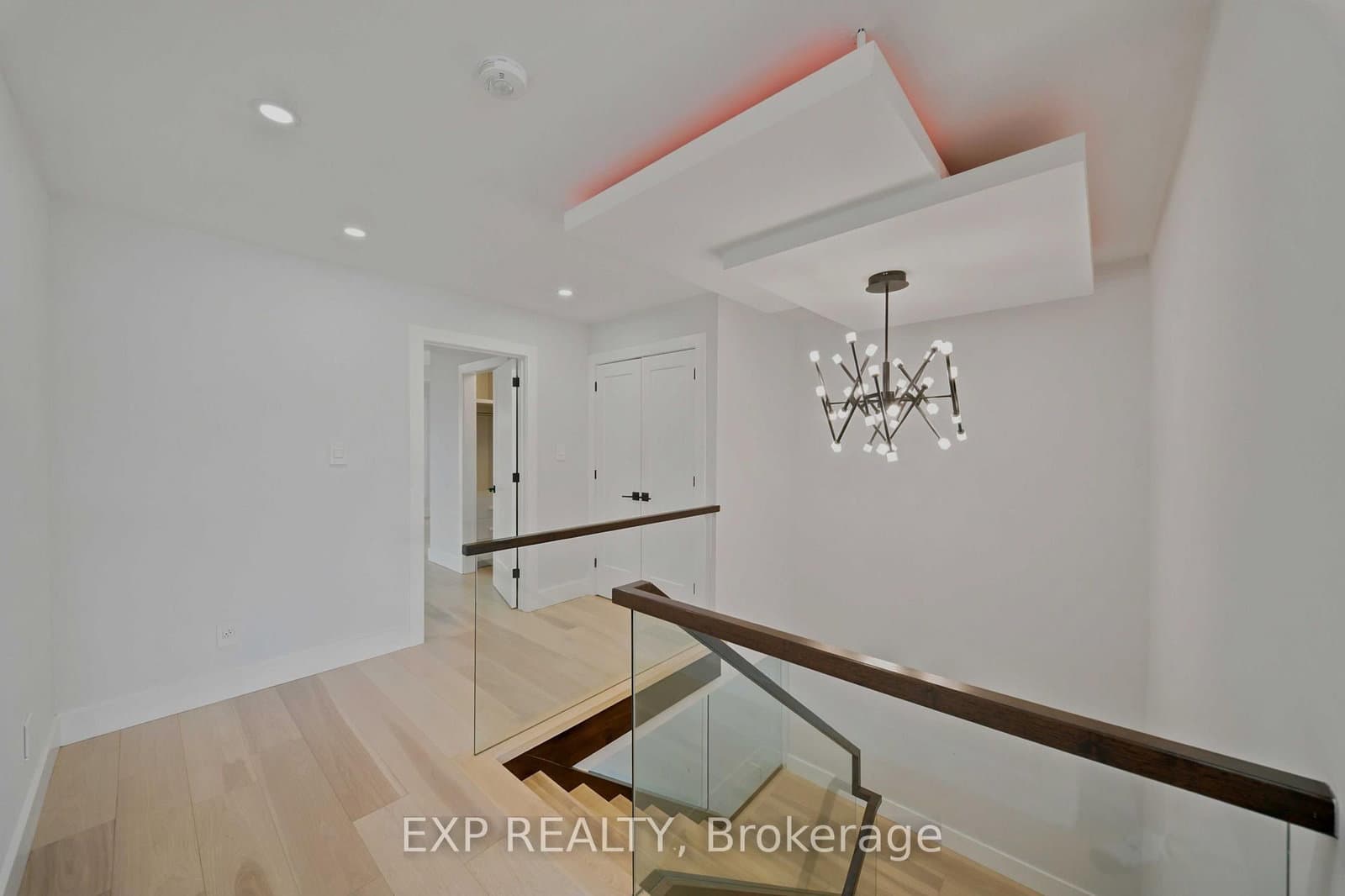 375 Madison Avenue, Unit B thumbnail 16