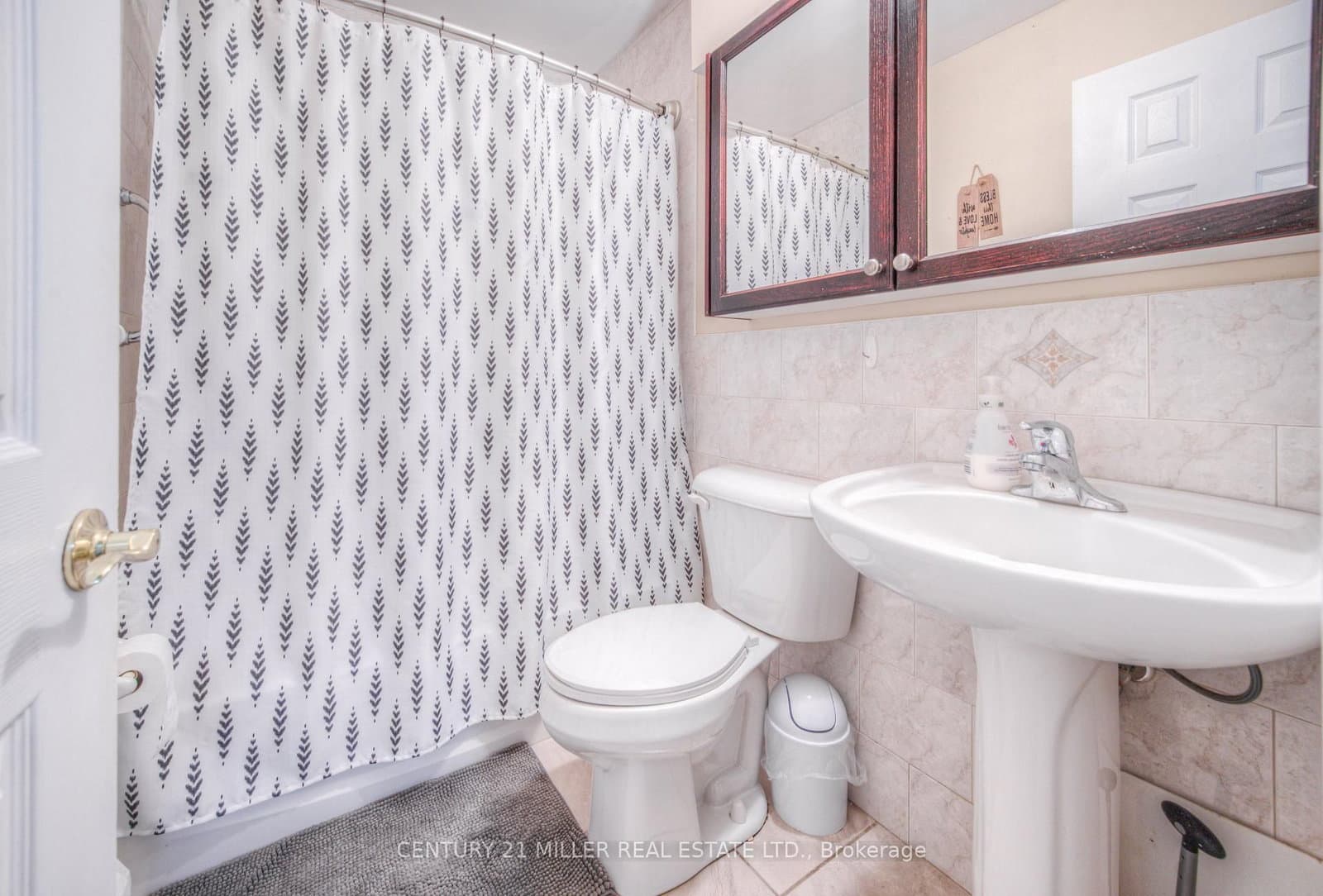793 Colborne Street E, Unit 110 thumbnail 16