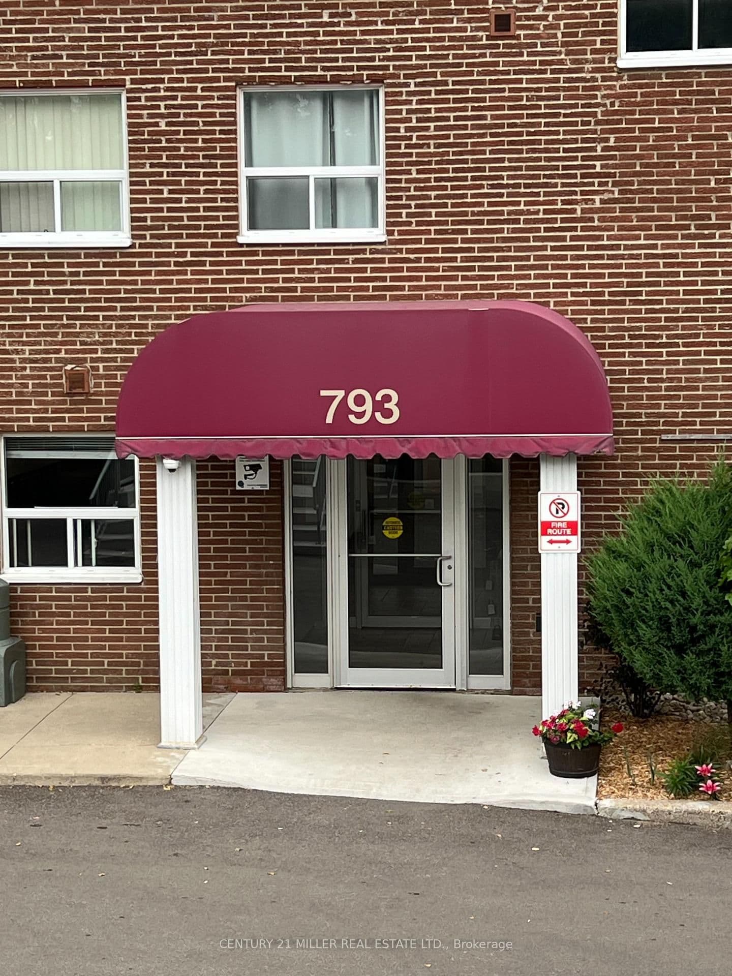 793 Colborne Street E, Unit 110 thumbnail 20