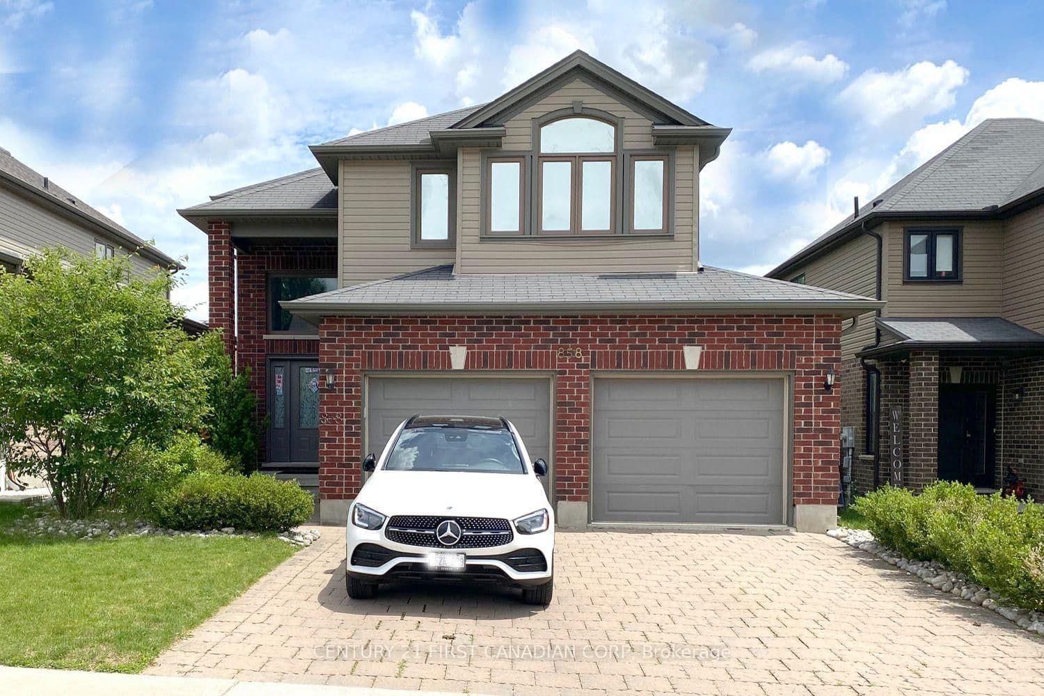 858 Roulston Street - Image 1