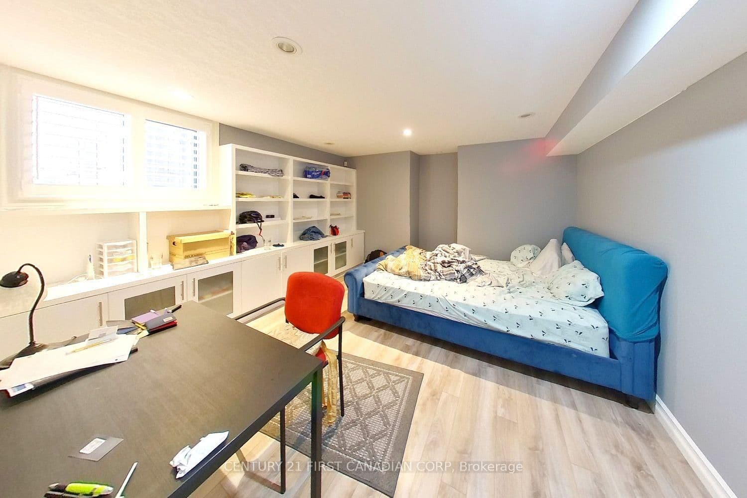 858 Roulston Street thumbnail 9