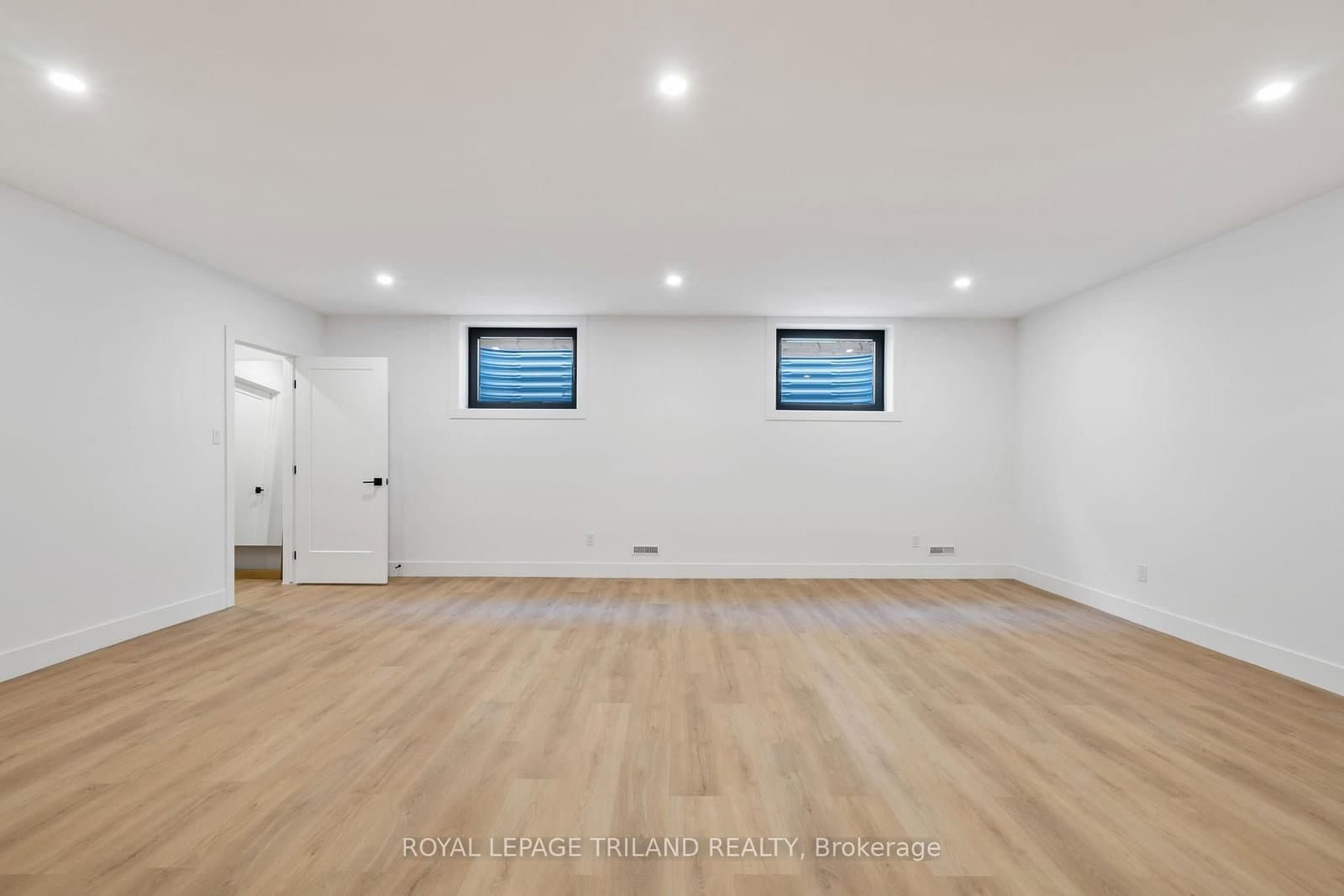 3455 Grand Oak Crossing thumbnail 31