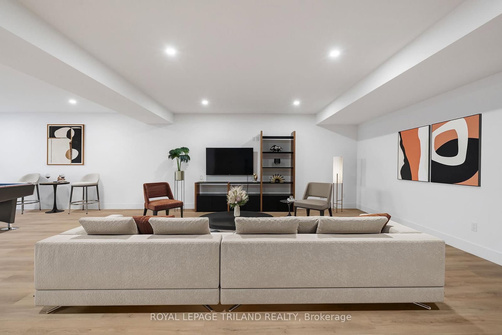 3455 Grand Oak Crossing thumbnail 45