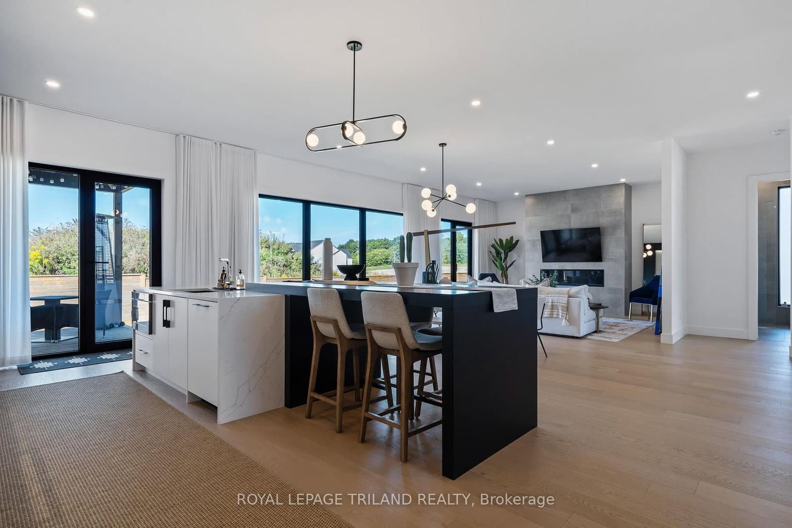 3455 Grand Oak Crossing thumbnail 7