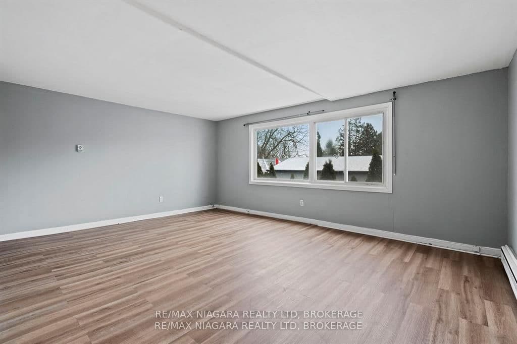 27 Main Street, Unit 2 thumbnail 5