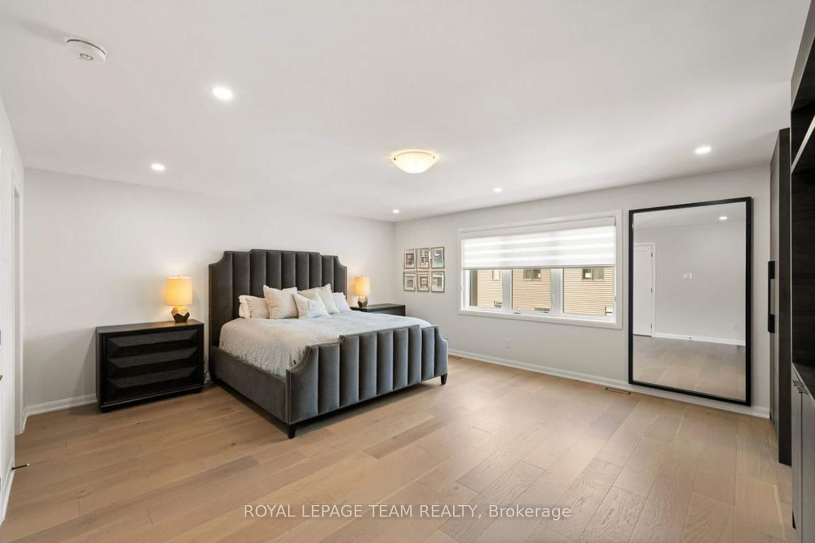 58 Yacht Terrace thumbnail 25