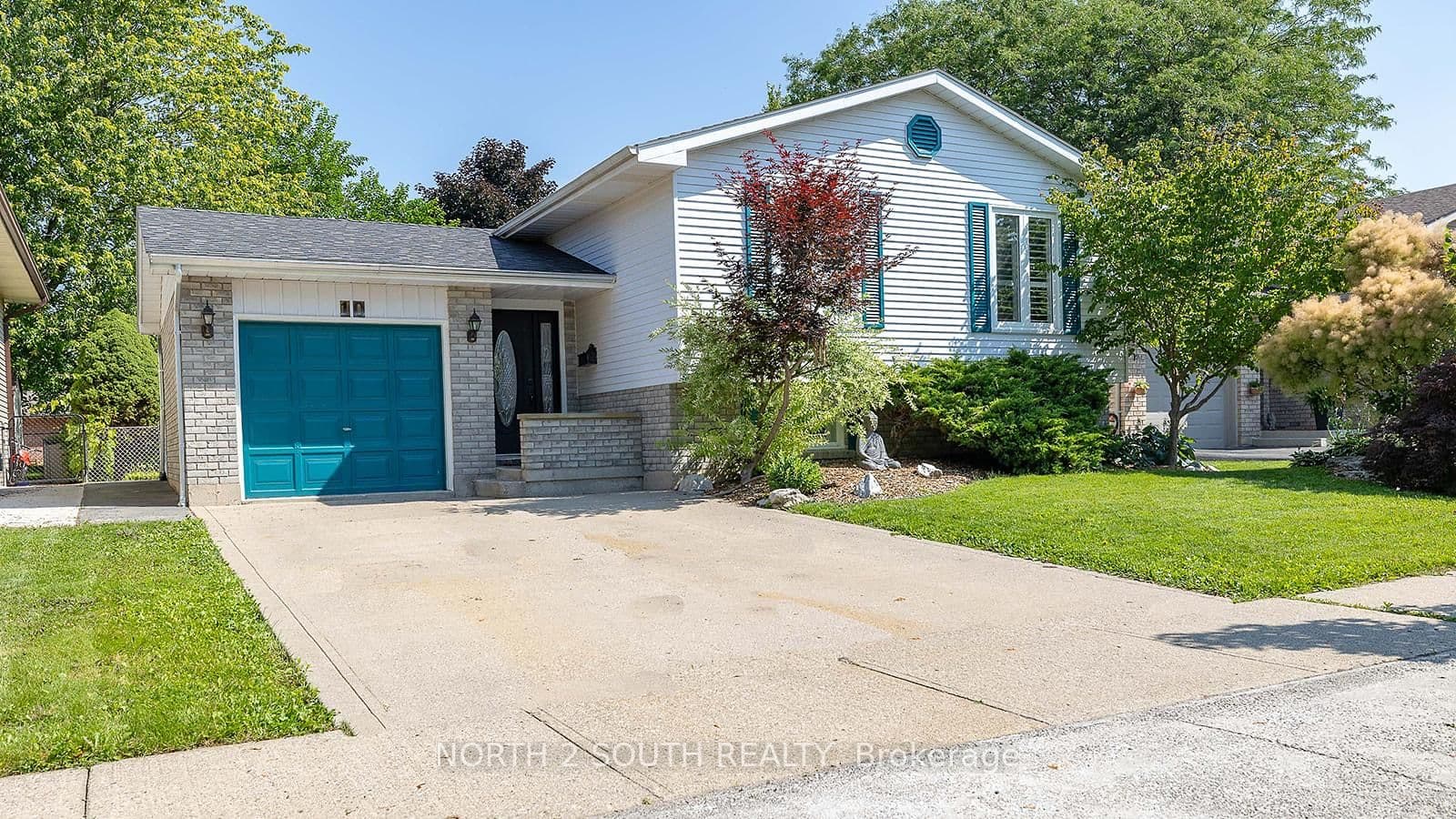 10 Latzer Crescent thumbnail 6