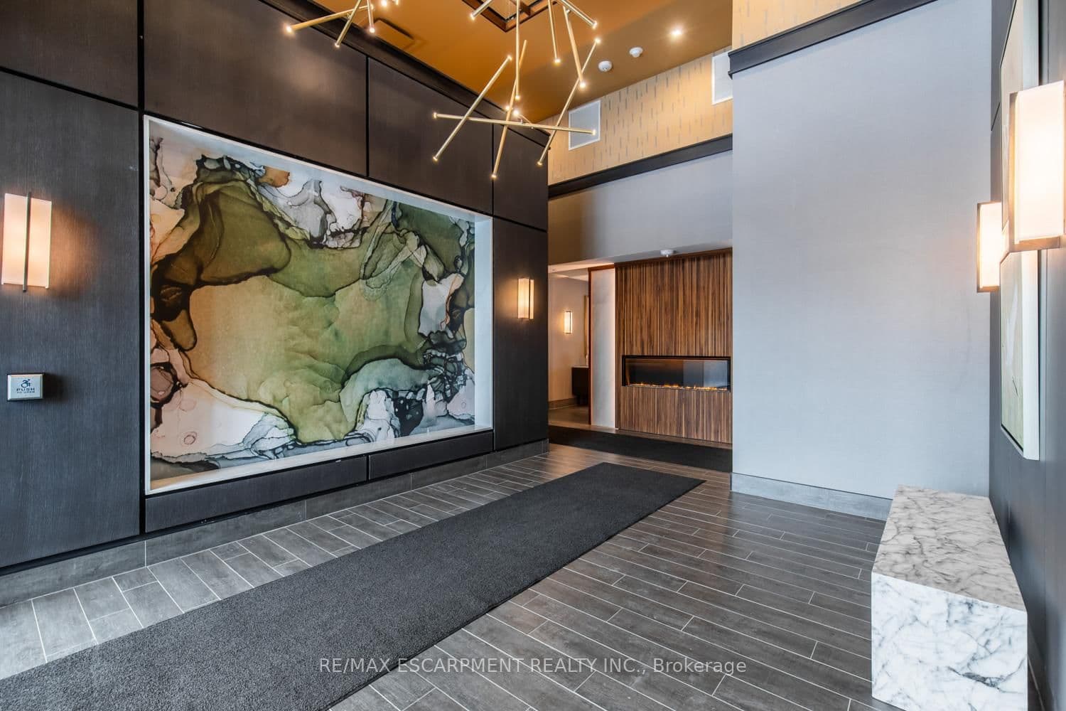 470 Dundas Street E, Unit 804 thumbnail 3